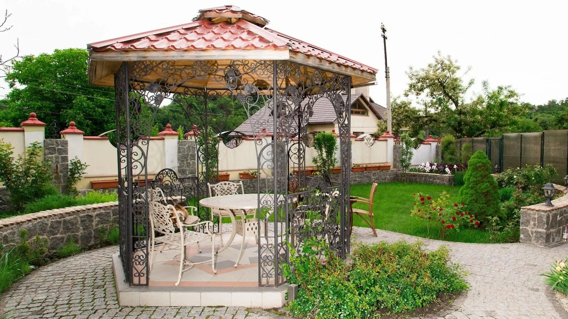 Oselya Hotel Kyiv